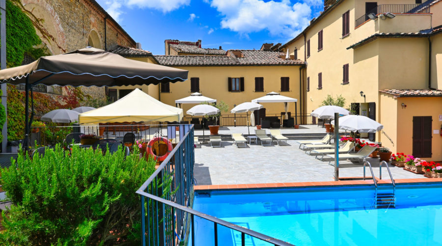 hotel volterra con piscina hotel san lino nel centro storico di volterra