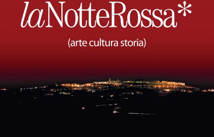 Cartolina notte rossa Volterra